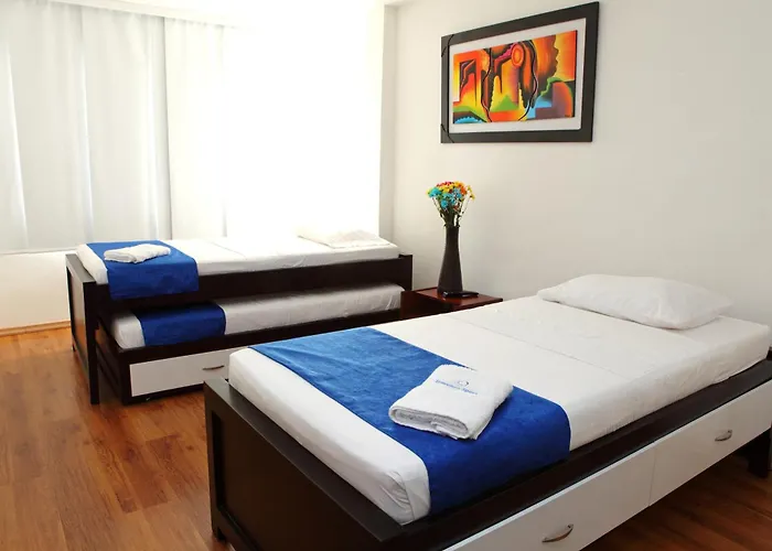 Hotel Travelers Sport