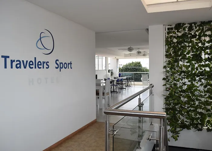 Hotel Travelers Sport